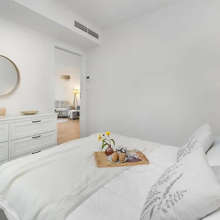 Comfortable Near The Sea, Apartment *